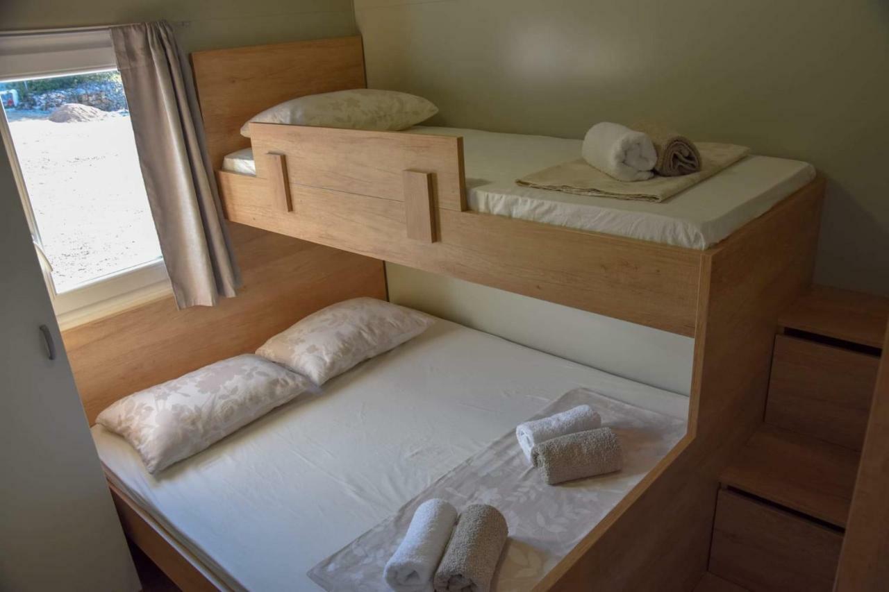 Mobile Home Laura Tisno Kültér fotó